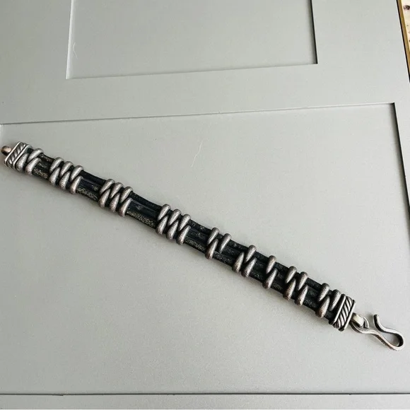 🎉Sold🎉 David Yurman Leather And Sterling Silver Cable Station Men’s Bracelet - Picture 5 of 9